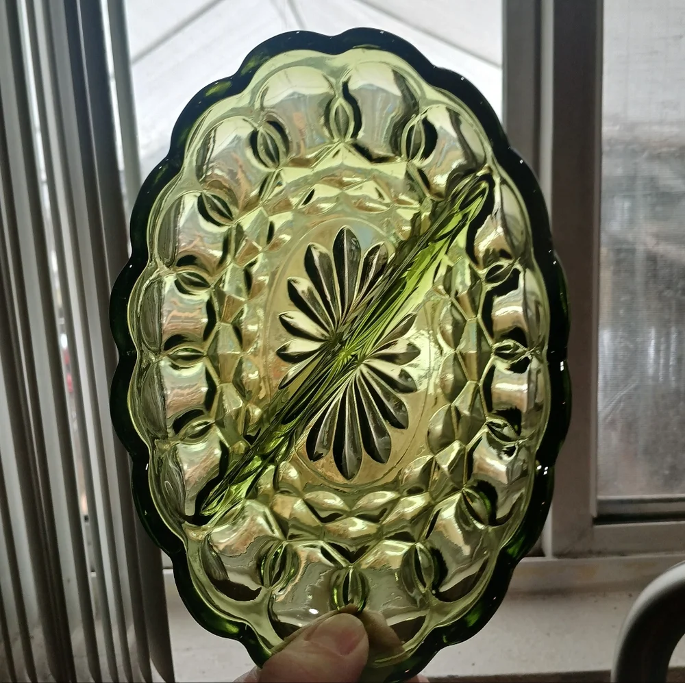 🧹Anchor Hocking Advacodo Green Scalloped Dish